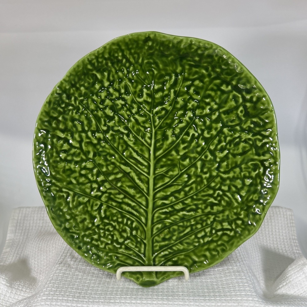 Vtg Mid Century Majolica Cabbage Leaf Dinner Plate 10.5 in Green Stamped Italy